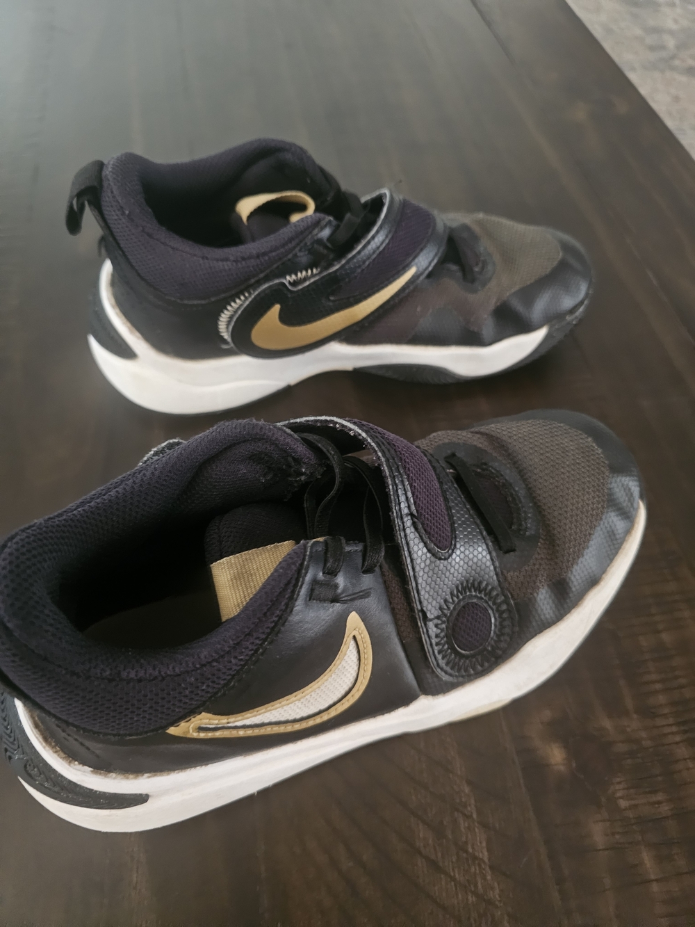 Nike Kids Black and Gold Hustle D 11 Basketball Sneakers